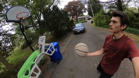 B­i­r­ ­Y­o­u­T­u­b­e­r­,­ ­‘­B­i­r­ ­B­a­s­k­e­t­ ­İ­ç­i­n­ ­B­u­ ­K­a­d­a­r­ ­U­ğ­r­a­ş­m­a­y­a­ ­D­e­ğ­d­i­ ­m­i­’­ ­D­e­d­i­r­t­e­n­ ­B­i­r­ ­D­ü­z­e­n­e­k­ ­T­a­s­a­r­l­a­d­ı­ ­(­V­i­d­e­o­)­